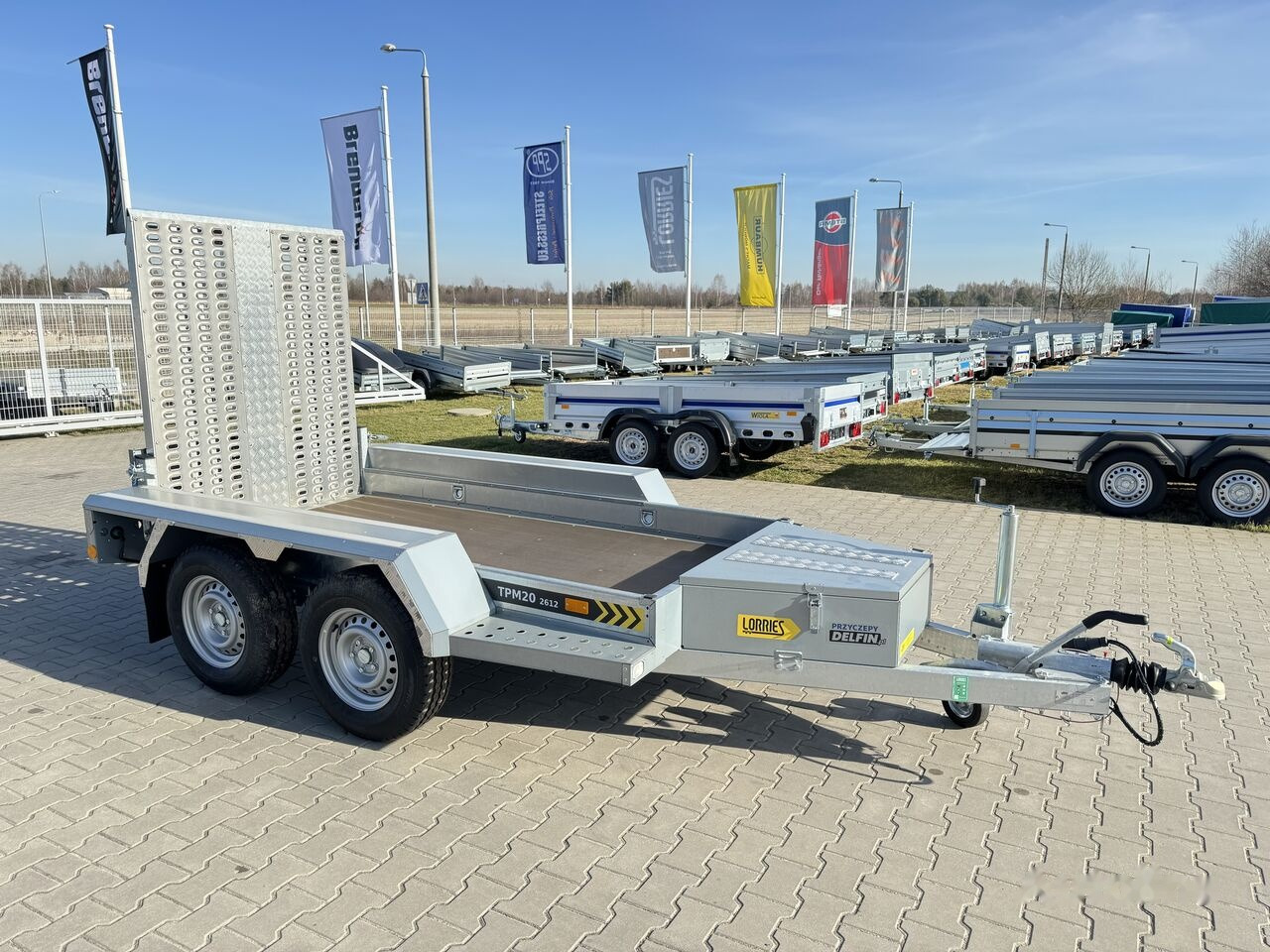 Lorries TPM20 260x120 cm GVW 2700kg machine transporter excavator bobcat - Plant trailer: picture 2