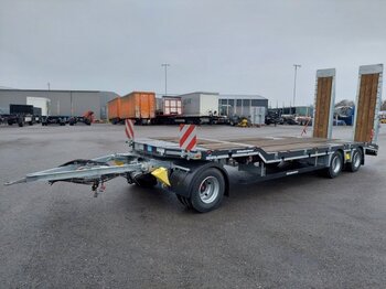 Kässbohrer SM3 Tieflader, Hydraulische Rampen - Low loader trailer