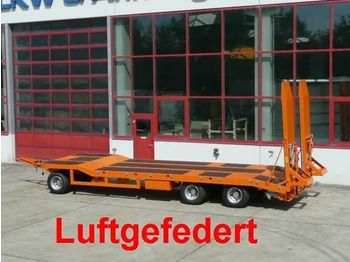 Low loader trailer for transportation of heavy machinery Möslein 3 Achs Tieflader, Luftgefedert, Neufahrzeug: picture 1