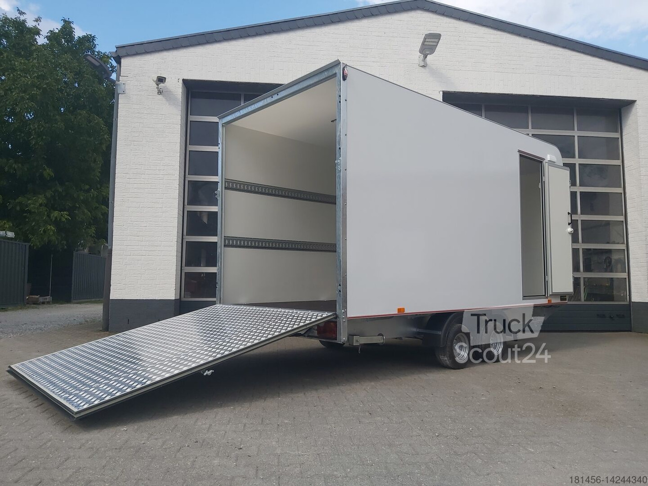 Multi Koffer Seitentür Heckrampe 2700kg 1ookm aero 420x200x210cm für Werkstattausbau Neu verfügbar - Car trailer: picture 1