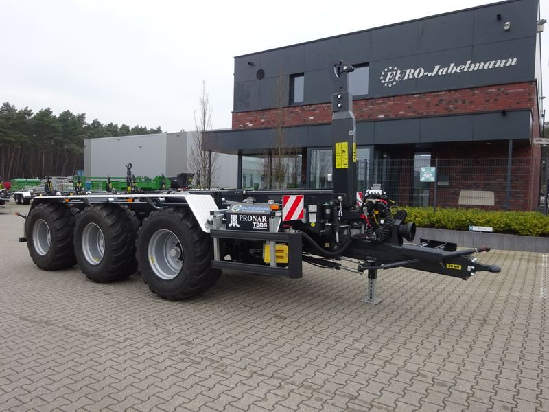 Pronar Container- Hakenlifter, T 386, Tridem, NEU, sofo  - Roll-off/ Skip trailer: picture 1