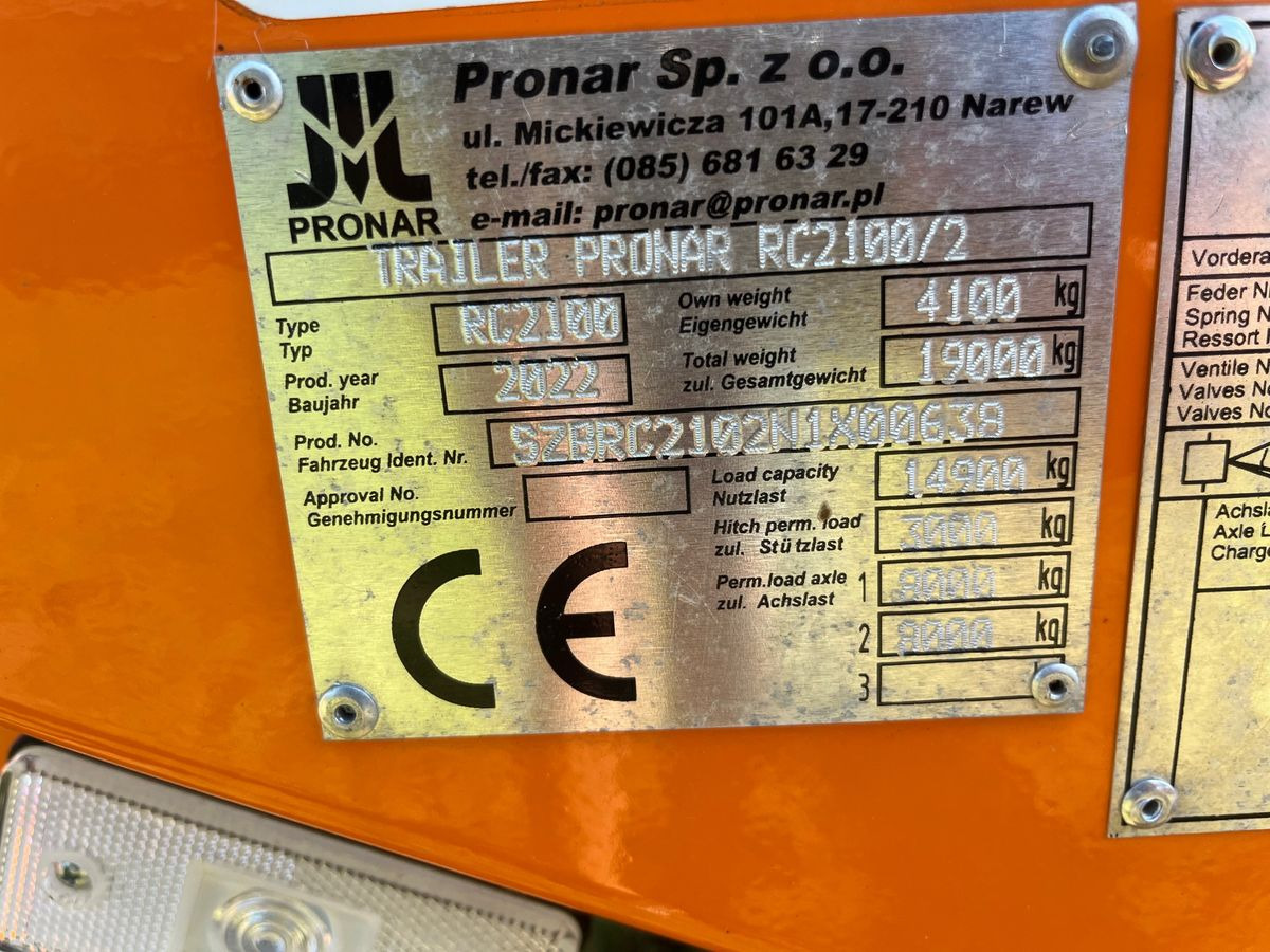 Pronar RC 2100/2  - Low loader trailer: picture 3