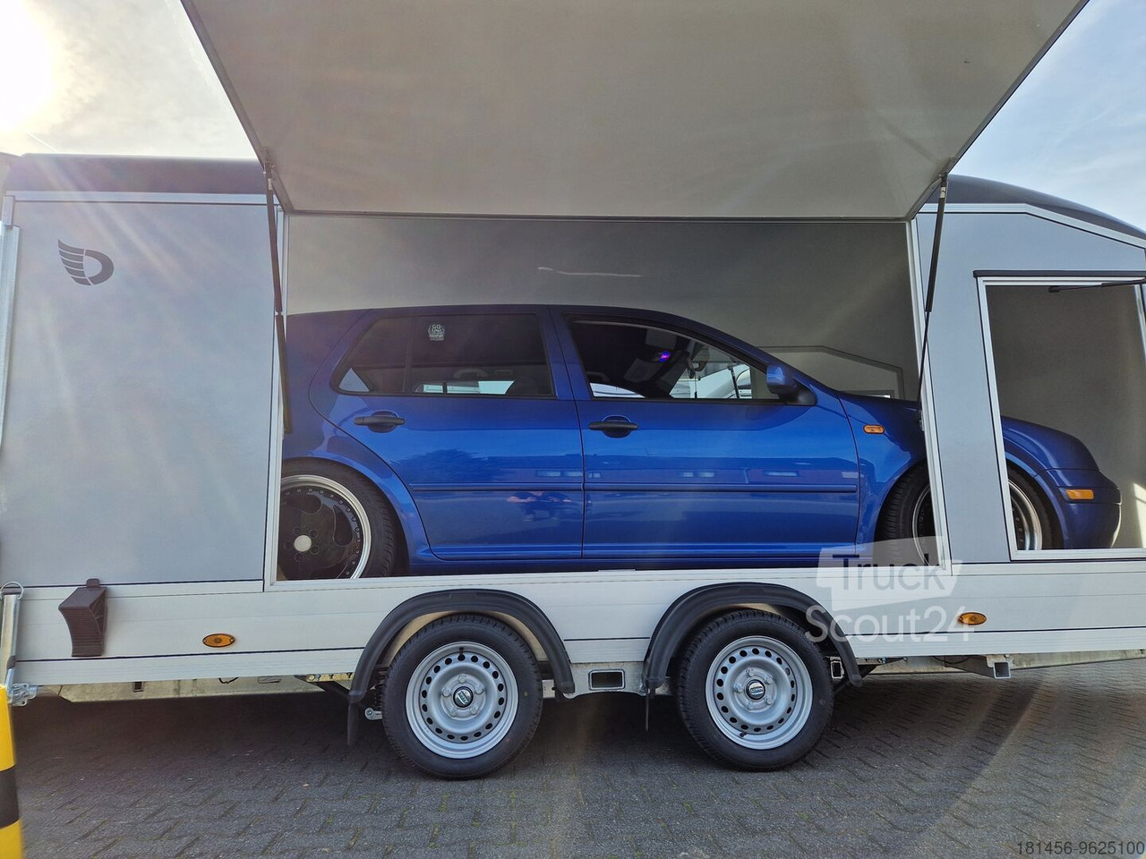 Roadster 1000 enclosed Car Transport Trailer 3500kg 100km/h Pullman Soft Fahrwerk - Autotransporter trailer: picture 2