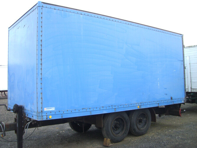 TPW A8,6/5,6E Lichtdach - Closed box trailer: picture 3