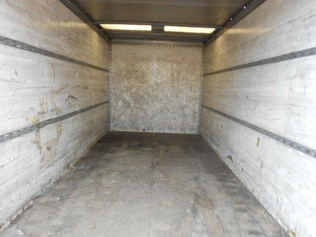 TPW A8,6/5,6E Lichtdach - Closed box trailer: picture 4