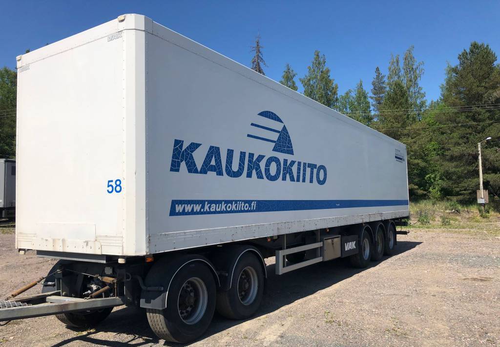 VAK 5 akselinen umpiputki rahtivaunu  - Closed box trailer: picture 1