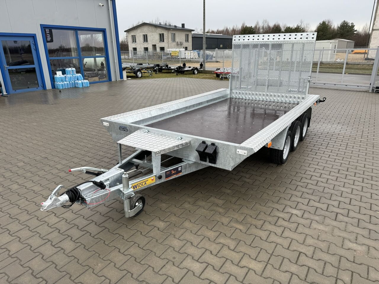 New Plant trailer Wiola B3540 MAX 3 axle trailer 3.5 T GVW machine transporter excavator: picture 21