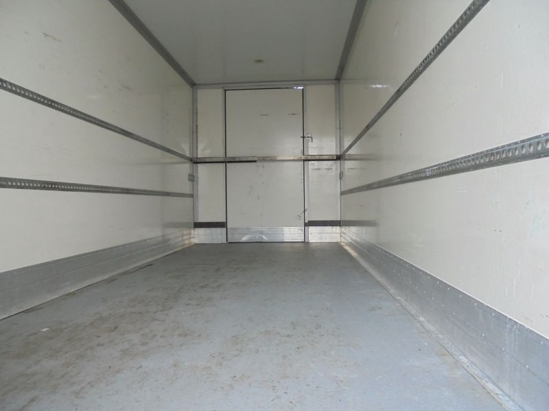 Bodden + 2 axle - Closed box trailer: picture 4