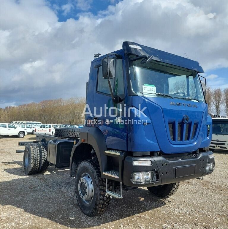 Astra HD9 44.38 - Cab chassis truck: picture 1
