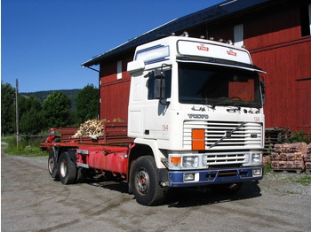 VOLVO f10 - Cab chassis truck