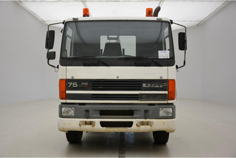 DAF 75.240 ATi - Hook lift truck: picture 2