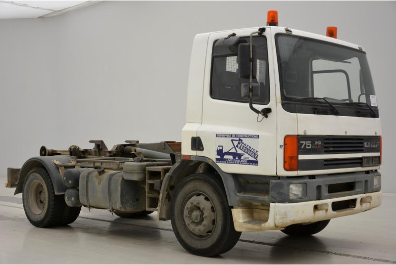 DAF 75.240 ATi - Hook lift truck: picture 3