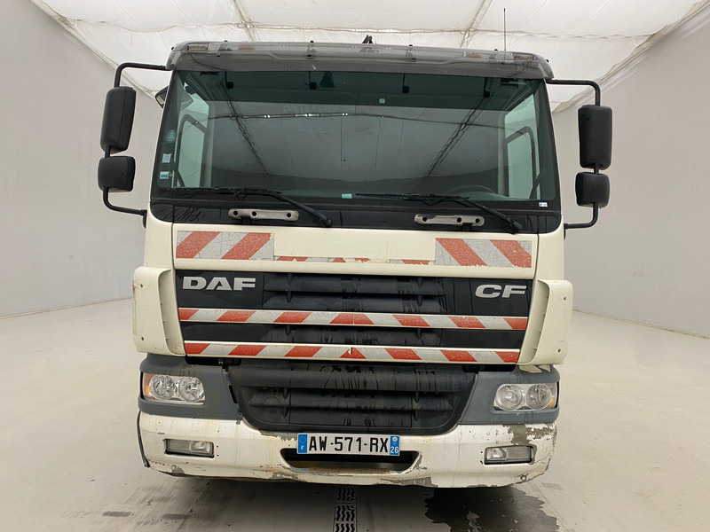 DAF CF65.250 - Dropside/ Flatbed truck, Crane truck: picture 2