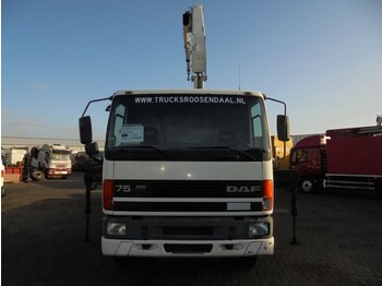 Crane truck DAF CF 75.300 ATI + Euro 2 + Manual + PM 022 CRANE: picture 2