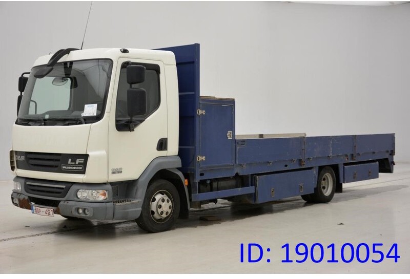 DAF LF45.160 - Dropside/ Flatbed truck: picture 1