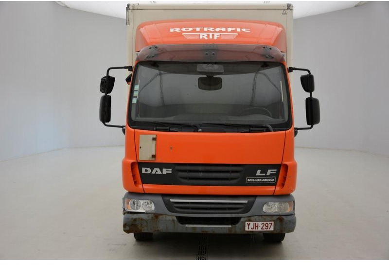 DAF LF45.180 - Box truck: picture 2