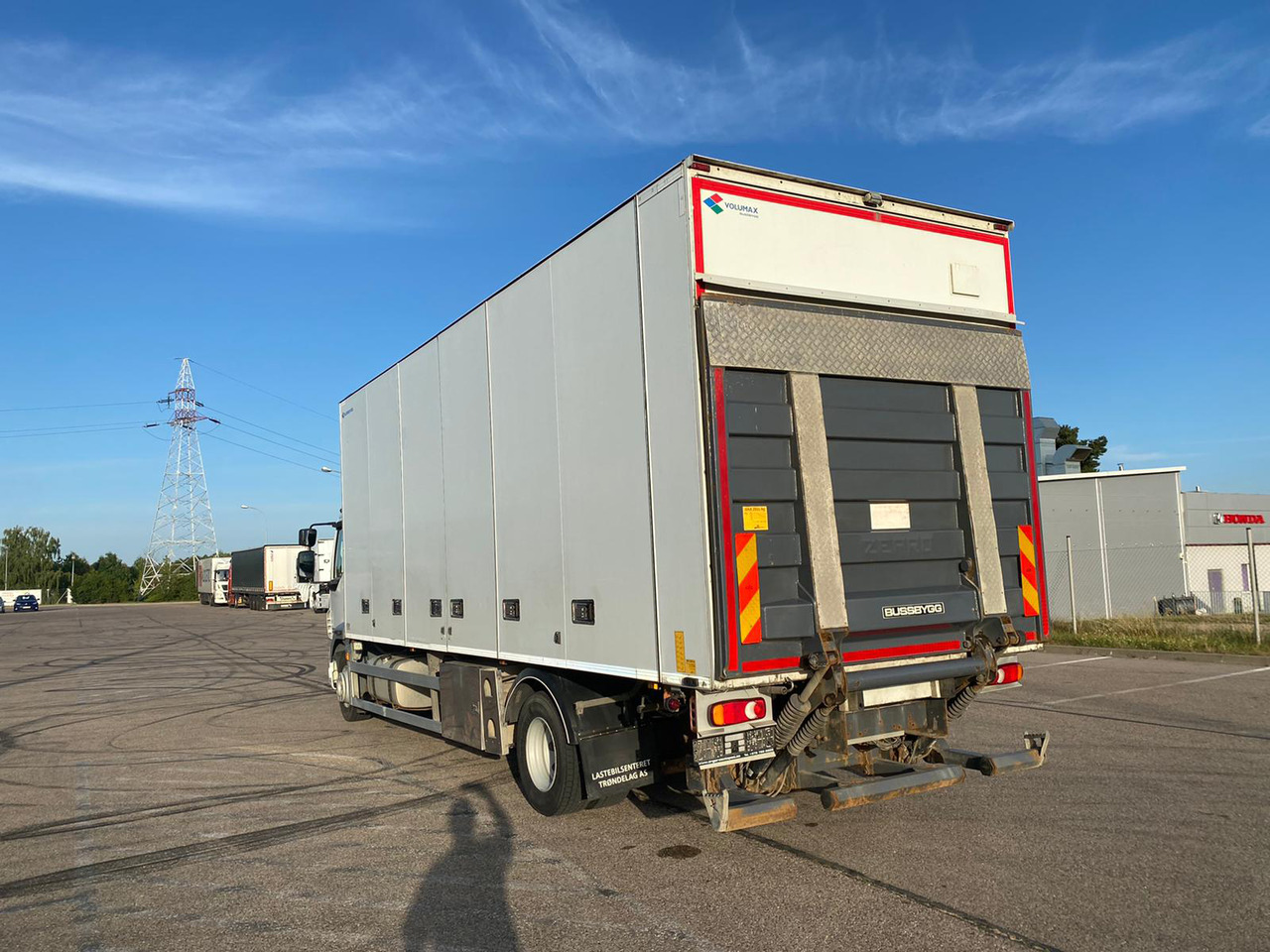 DAF LF55.250 - Box truck: picture 2