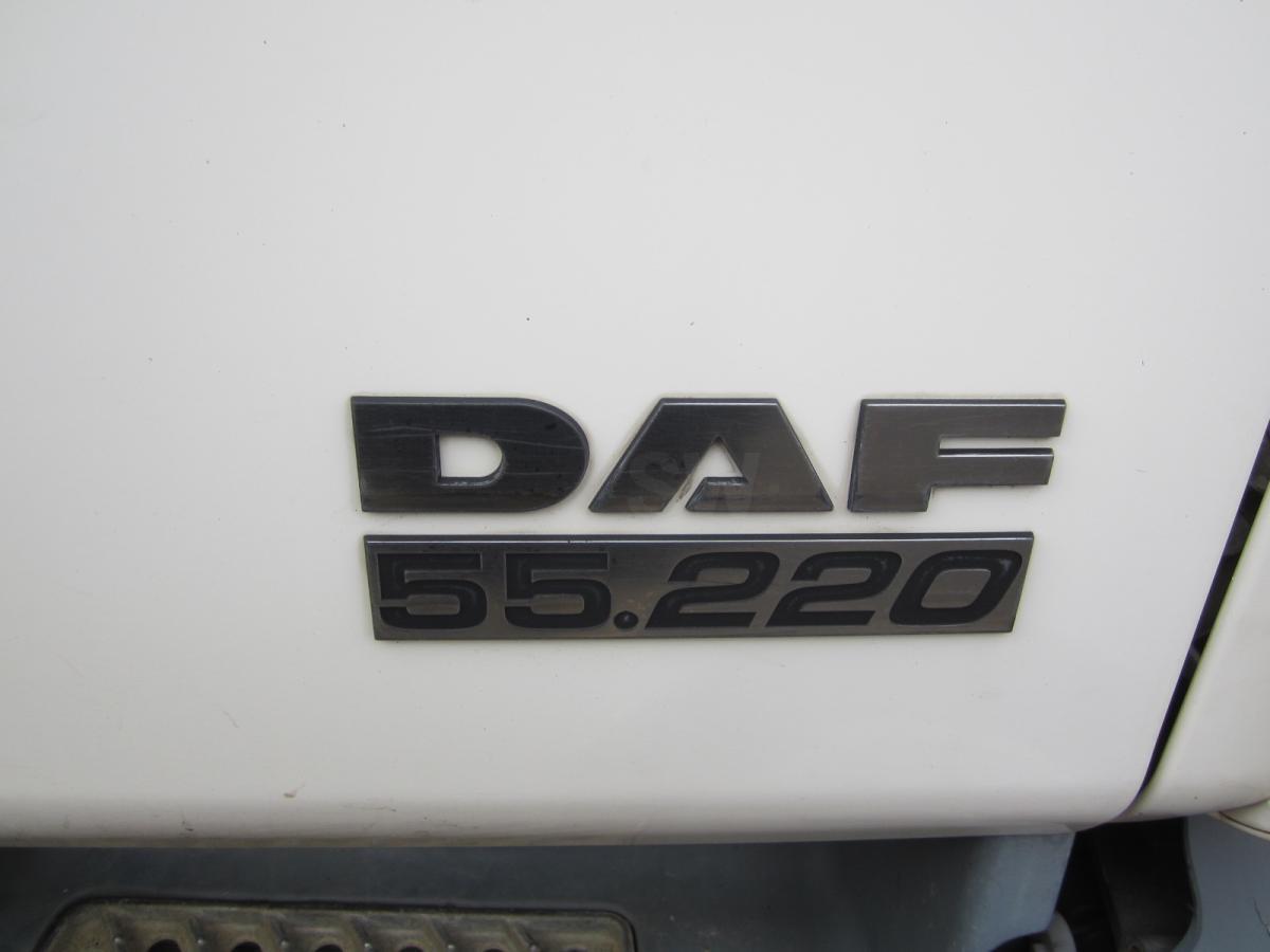 DAF LF 220 - Livestock truck: picture 3