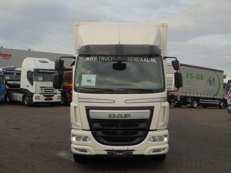 DAF LF 220 + Euro 6 + Dhollandia Lift+16 tons + Discounted from 31.950,- - Box truck: picture 2