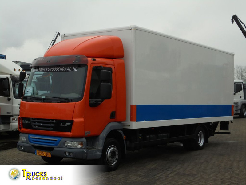 DAF LF 45 210 + 12T + Euro 5 + Dhollandia Lift - Box truck: picture 1