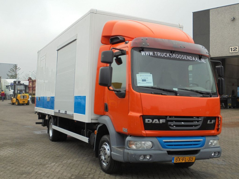 DAF LF 45 210 + 12T + Euro 5 + Dhollandia Lift - Box truck: picture 3