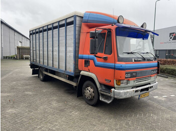 Livestock truck DAF LF 45 45.150 turbo euro 2: picture 1