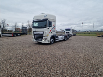 DAF XF - Container transporter/ Swap body truck: picture 1