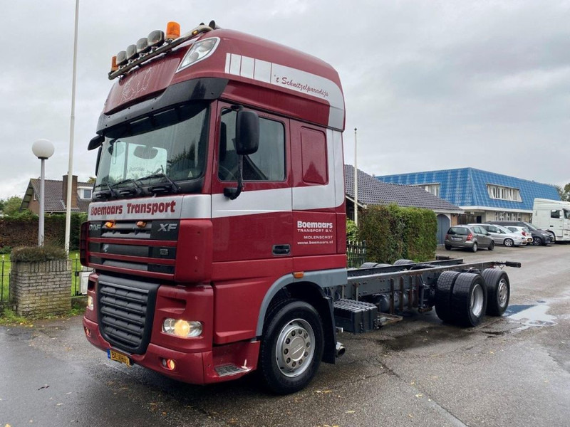 DAF XF 105 105 460 6x2 MANUAL HOLLAND TRUCK - Cab chassis truck: picture 1