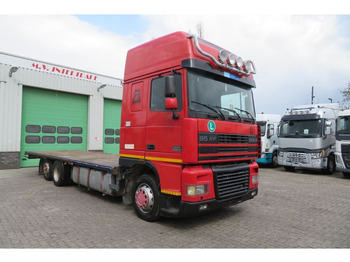 DAF XF 95.430 Manual, 3 axels, clean truck. (euro 4 for Africa) - Dropside/ Flatbed truck: picture 1