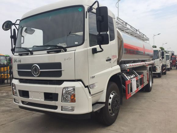 DONGFENG Tank truck - Tank truck: picture 1