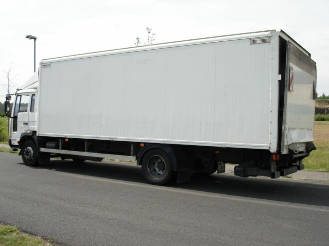 FL 6-12 4x2 FL 6-12 4x2, 4x vorhanden! Klima - Box truck: picture 3