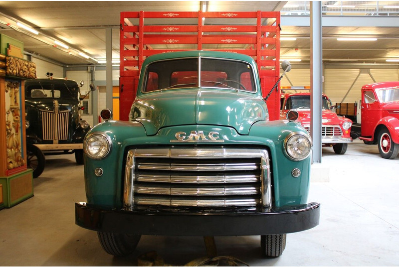 Dropside/ Flatbed truck GMC 1948 GMC: picture 3