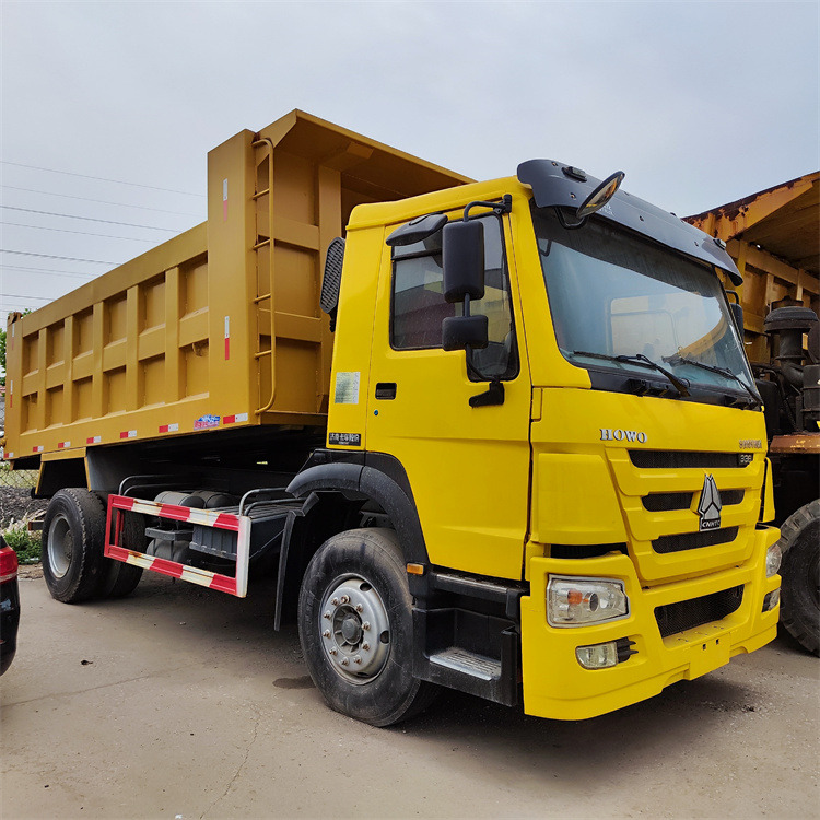 HOWO HOWO6x4 336 -Yellow Tipper - Tipper: picture 3