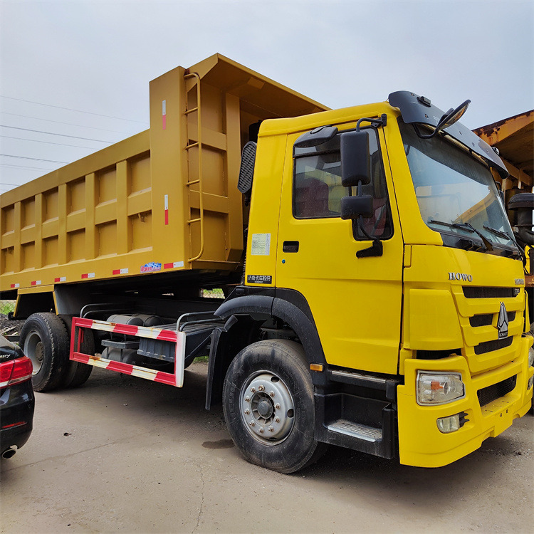 HOWO HOWO6x4 336 -Yellow Tipper - Tipper: picture 5