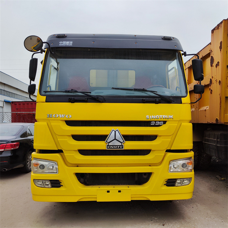 HOWO HOWO6x4 336 -Yellow Tipper - Tipper: picture 1