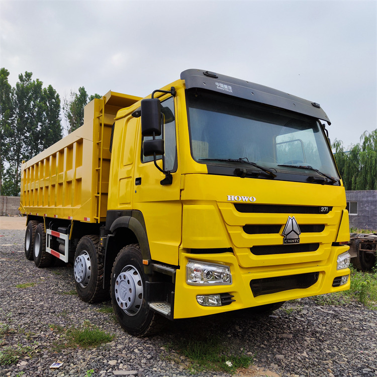 HOWO HOWO 8x4 371hp-Yellow - Tipper: picture 3