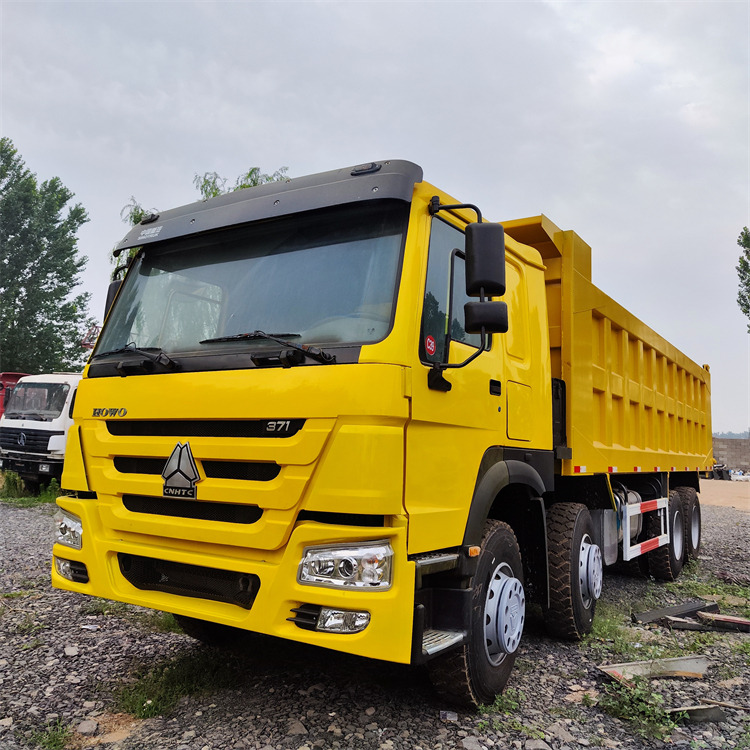 HOWO HOWO 8x4 371hp-Yellow Tipper - Tipper: picture 4