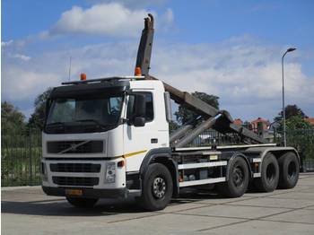 Hook lift truck Volvo FM 440 8X4