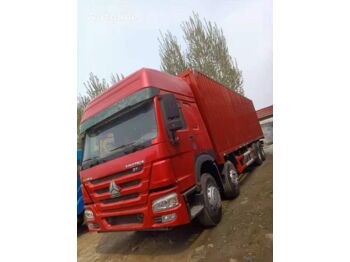 Container transporter/ Swap body truck SINOTRUK HOWO