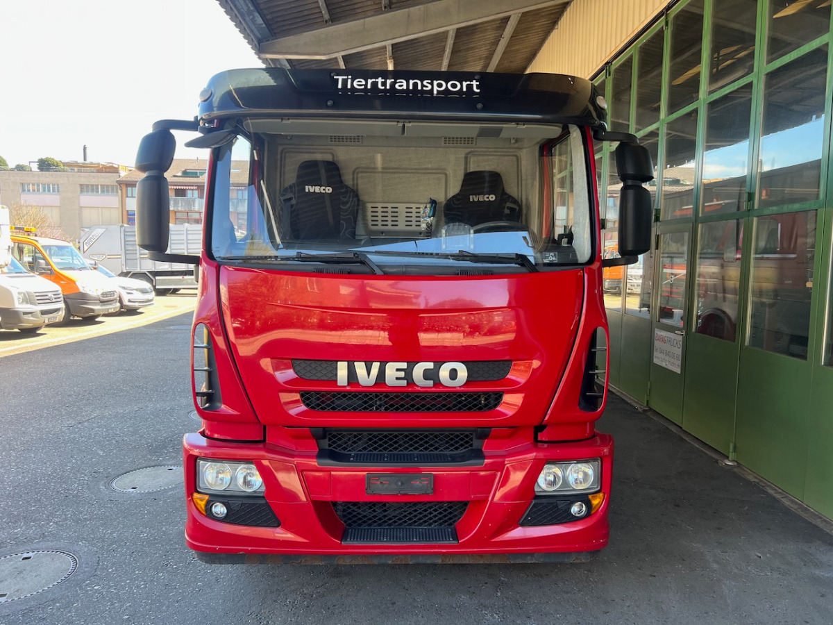 IVECO 140E28 Eurocargo - Livestock truck: picture 5