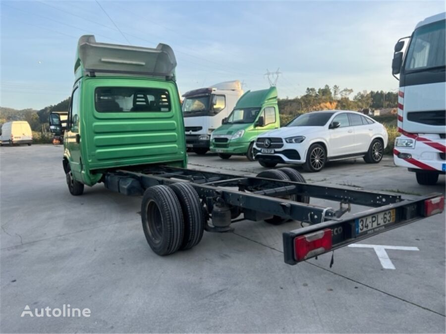 IVECO 35C17 - Cab chassis truck: picture 4