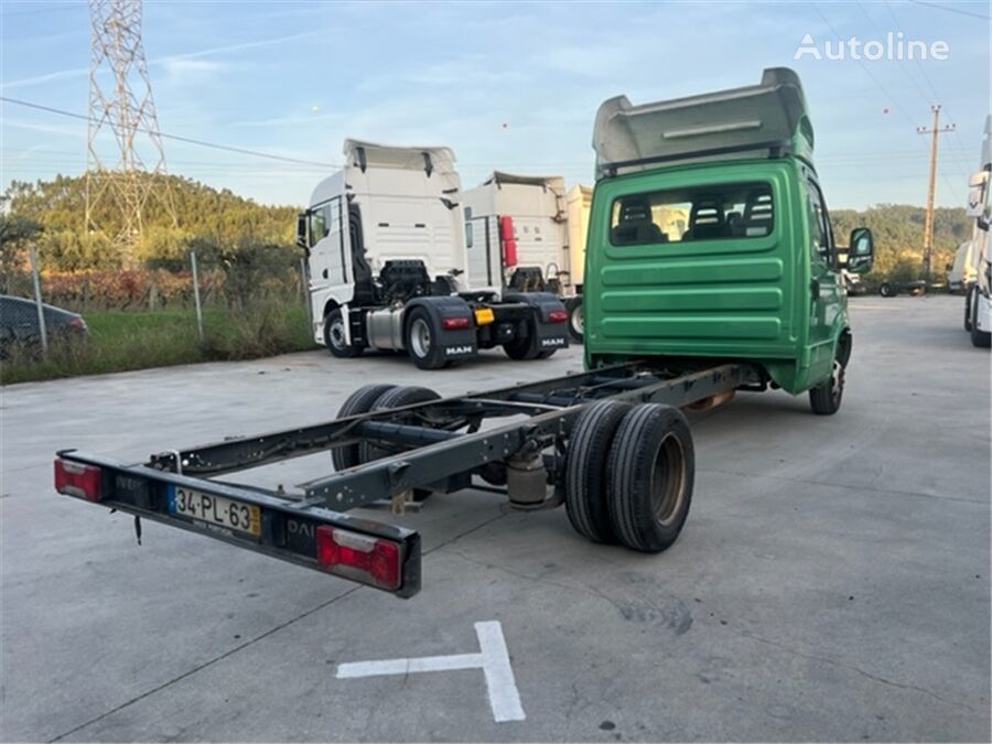 IVECO 35C17 - Cab chassis truck: picture 3