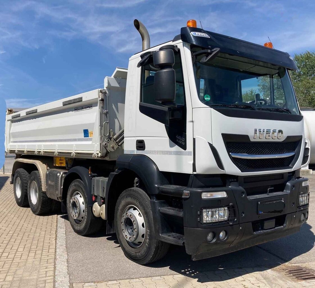 IVECO 460 X-Way - Tipper: picture 1