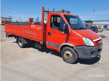 Dropside/ Flatbed truck IVECO 65C18: picture 1