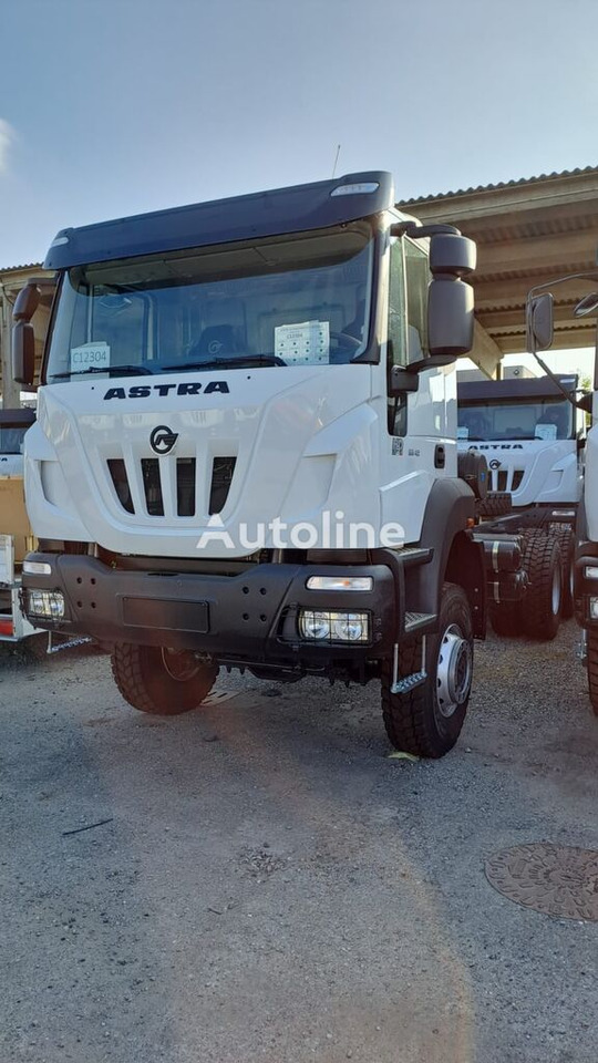 IVECO ASTRA HD9 66.42 HEAVY DUTY CHASSIS CAB 6x6 - Cab chassis truck: picture 5