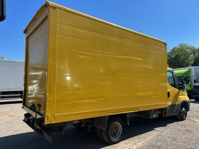 IVECO DAILY 35C14 - Box truck: picture 2