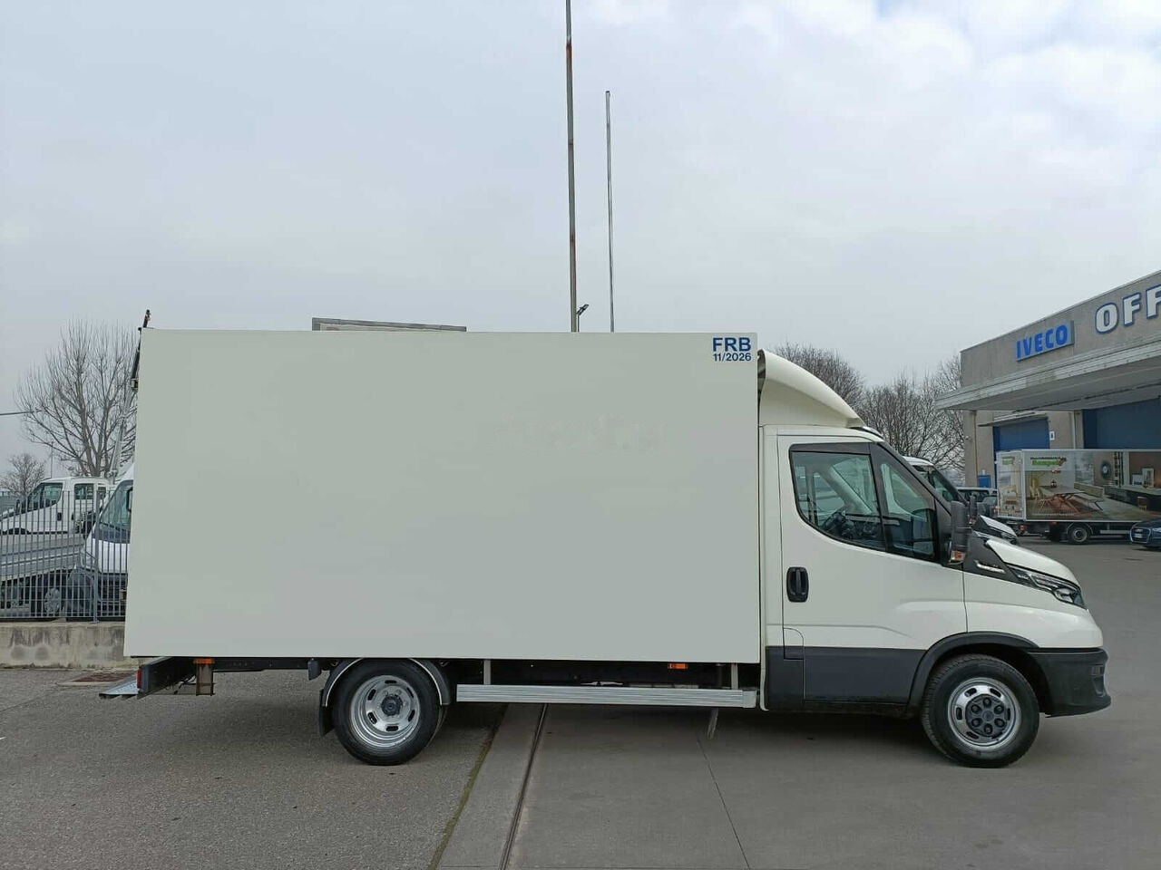 IVECO DAILY 35C18HA8P - Refrigerator truck: picture 2