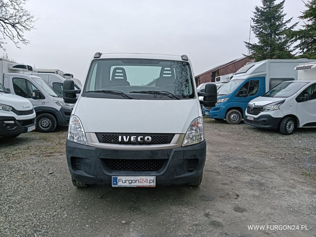 IVECO DAILY 35S11 RAMA DO ZABUDOWY NR 739 - Cab chassis truck: picture 2