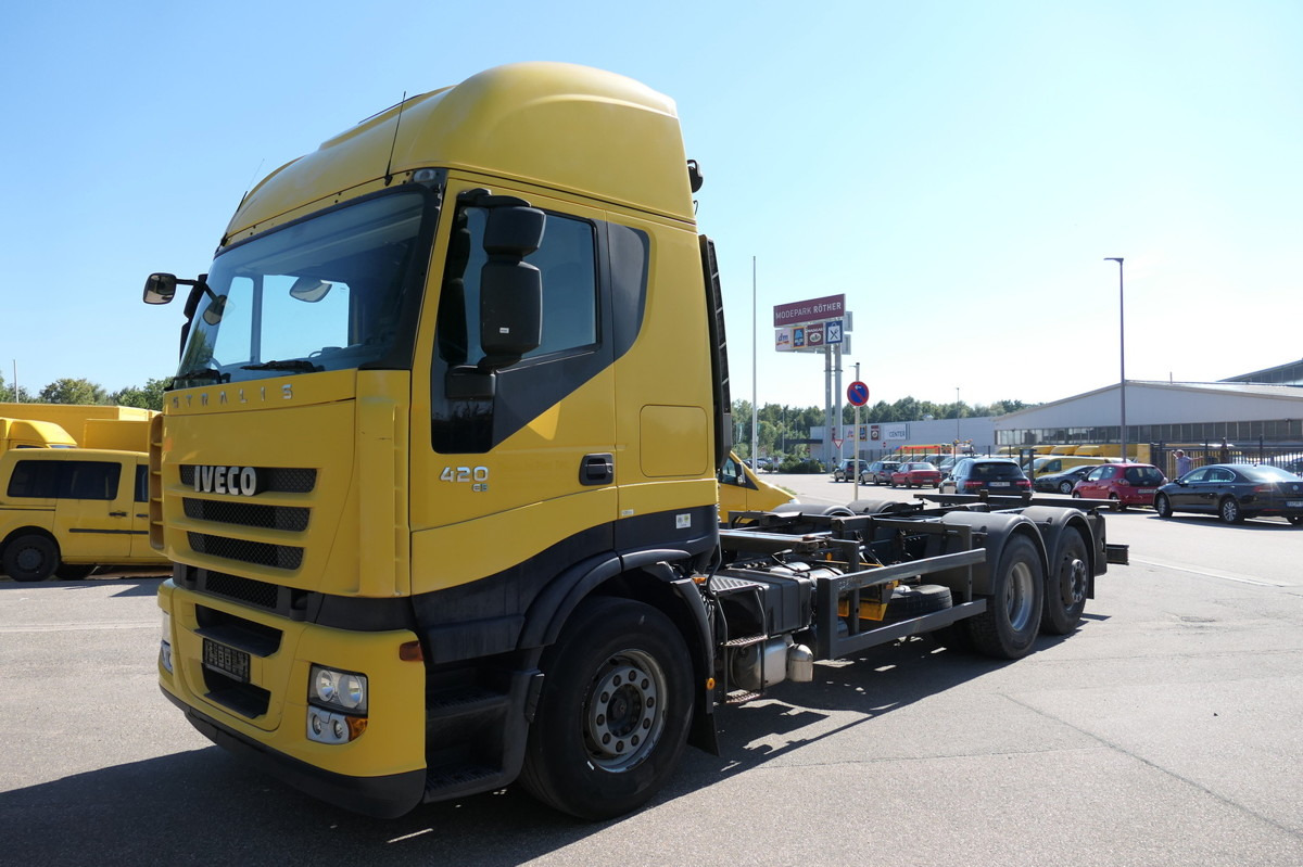 IVECO STRALIS AS 260 S42 Y/FS-CM AHK Lenk- und Liftach - Container transporter/ Swap body truck: picture 4