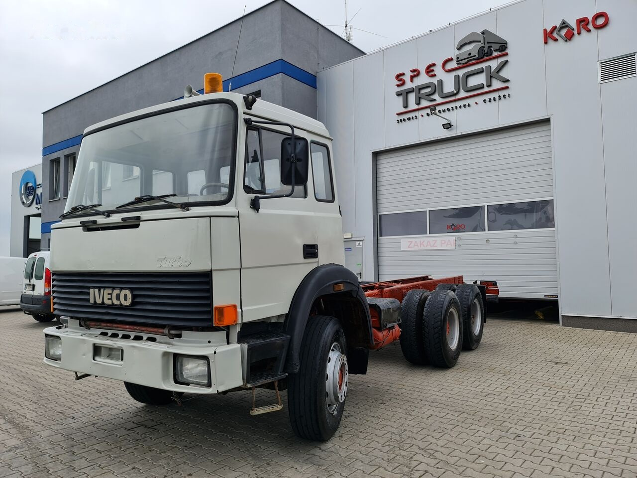 IVECO Turbostar 260-34, Full Steel, 6x4- M - Cab chassis truck: picture 3